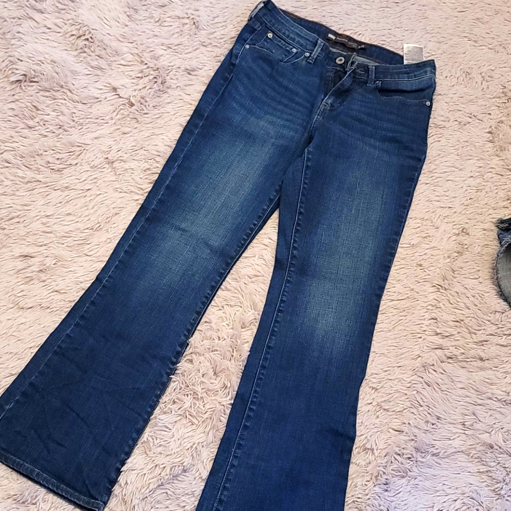 Levi's Demi Curve Jeans